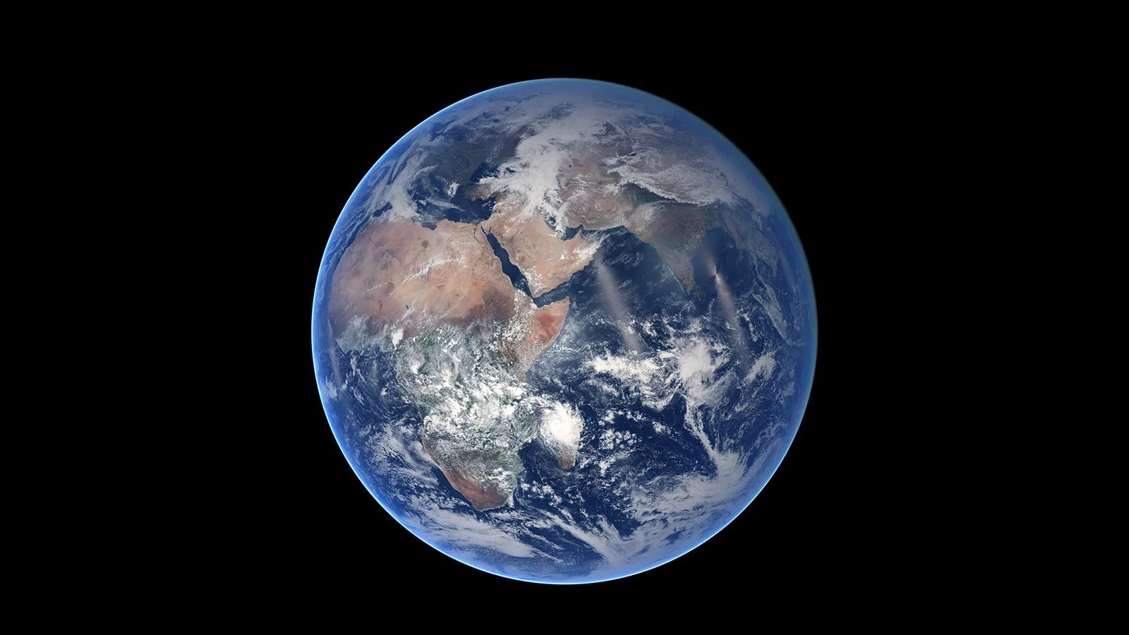 Die blaue Erde mit Wolken, Ozeanen und Kontinenten
